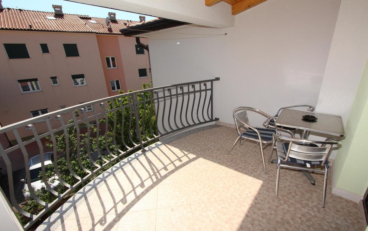 Apartments Villa Mara Rovinj Bagian luar foto