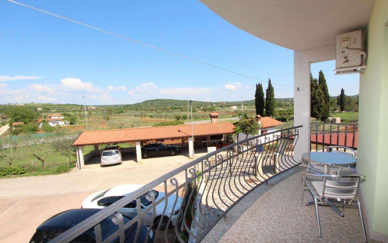 Apartments Villa Mara Rovinj Bagian luar foto