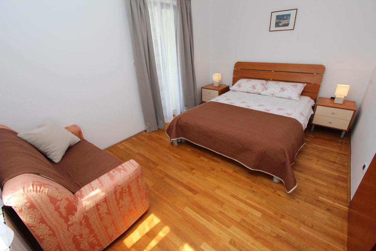 Apartments Villa Mara Rovinj Ruang foto