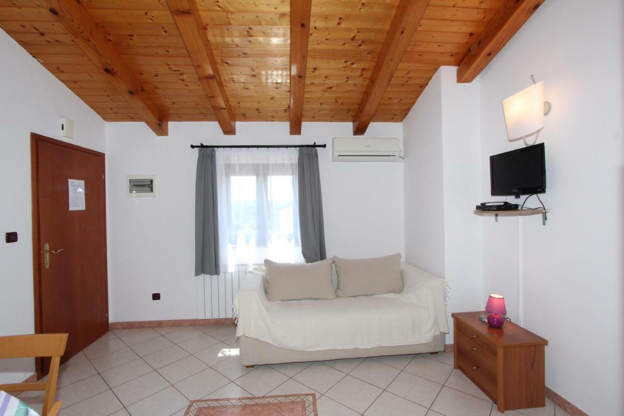 Apartments Villa Mara Rovinj Bagian luar foto